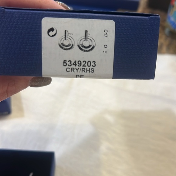 Swarovski Rhodium plate mini circle earrings - Picture 3 of 3